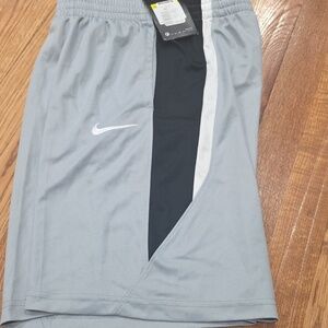 Nike shorts boys Size L